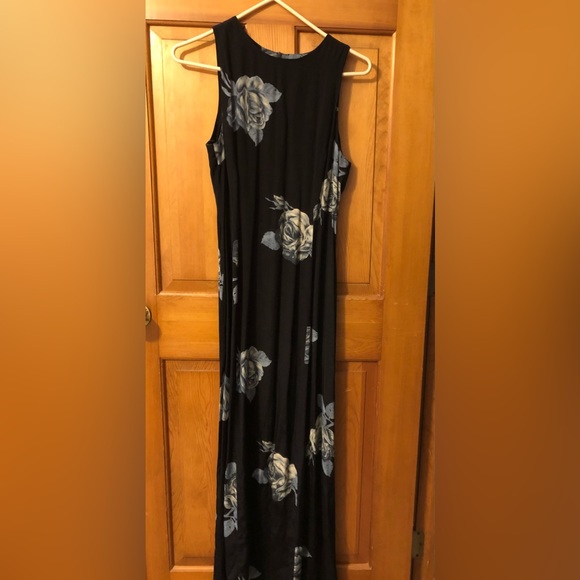 Karen Kane Maxi Dress - Picture 5 of 6